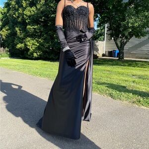 LaDivine evening gown/wedding guest/prom dress